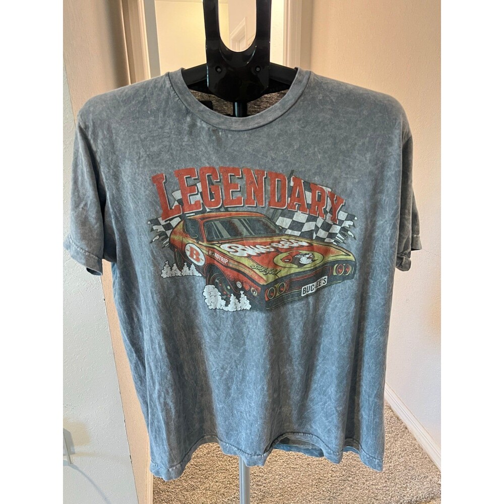 Buc-Ee’s Legendary Roadtrip Racing Graphic Tee Shirt Men’s Size Large